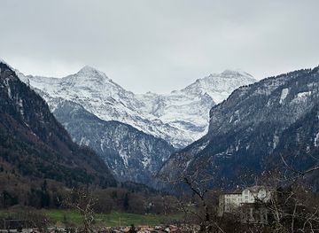 switzerland/bernese-oberland/landmark/burgruine-unspunnen