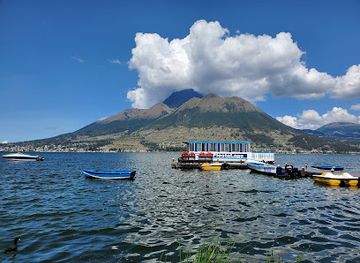 ecuador/imbabura-region/landmark/puerto-lago-lago-san-pablo