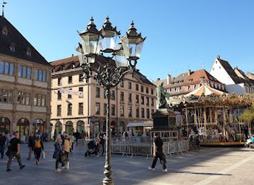 france/strasbourg/european-quarter/landmark/place-du-chateau