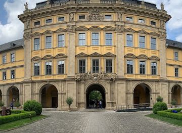 germany/wurzburg/altstadt/landmark/innenhof-juliusspital