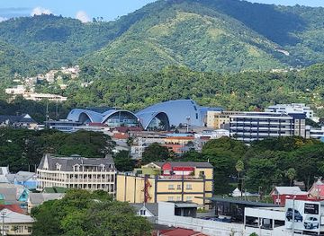 trinidad-and-tobago/st-paul/landmark/queen-s-hall
