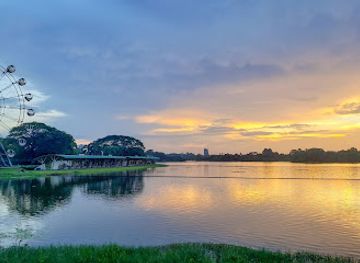 myanmar-burma/yangon/landmark/inya-lake-kan-baung-kabaraye