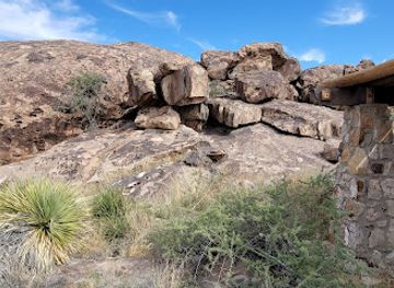 texas/el-paso/landmark/cave-kiva-at-hueco-tanks-state-park