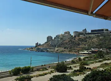 Manarat Al Khalij - Restaurant