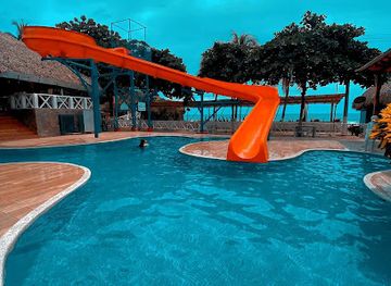 el-salvador/puerto-la-libertad/landmark/el-malecon-de-don-lito