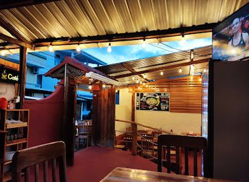 ecuador/puerto-ayora/landmark/pinchos-del-gato-mera