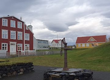 iceland/stykkisholmur/landmark/sjavarborg