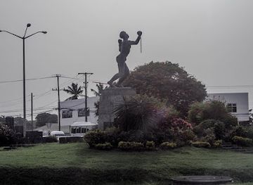 barbados/oistins/landmark/emancipation-statue-bussa-roundabout
