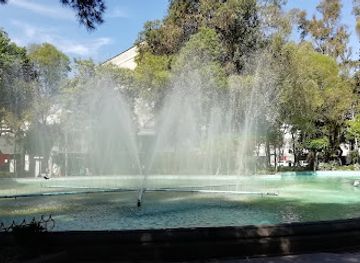 mexico/mexico-city/roma/landmark/plaza-luis-cabrera