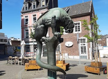 germany/aachen/landmark/bahkauv