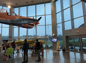 michigan/kalamazoo/landmark/air-zoo-aerospace-science-museum