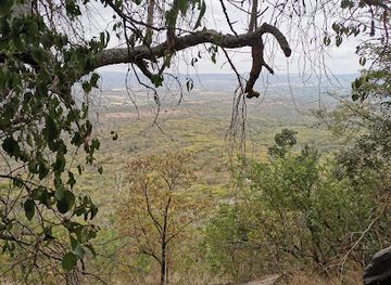 tanzania/selous-game-reserve/landmark/kondoa-irangi-rock-paintings