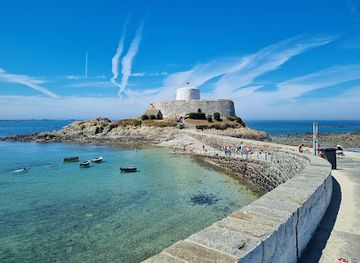 guernsey/les-tielles/landmark/fort-grey-shipwreck-museum