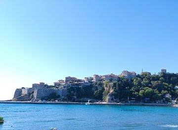montenegro/ulcinj/landmark/parking-old-town