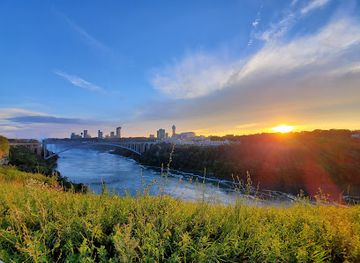 new-york/greater-niagara/landmark/aquarium-of-niagara-great-lakes-360