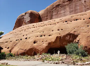 Hole 'N' The Rock