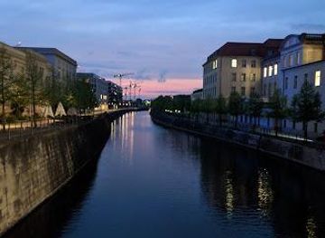germany/berlin/landmark/sandkrugbrucke