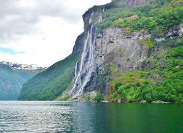 norway/innlandet/landmark/the-seven-sisters