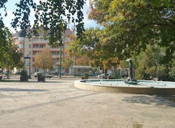 hungary/szeged/landmark/glattfelder-gyula-ter