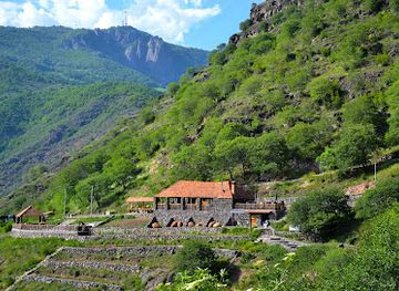 armenia/lori/landmark/zarni-parni