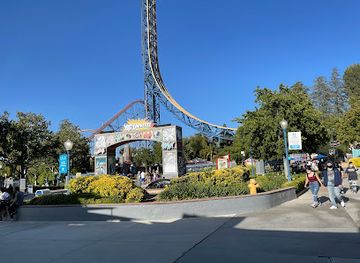 california/santa-clarita/landmark/six-flags-magic-mountain