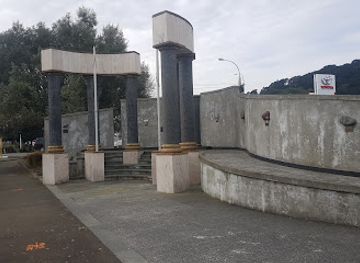 new-zealand/wellington/landmark/greek-new-zealand-memorial