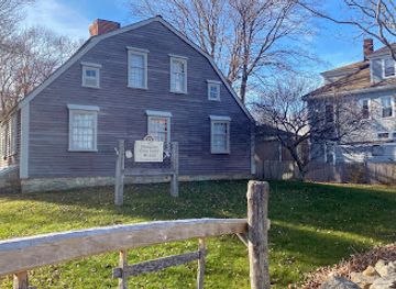 massachusetts/south-shore/landmark/harlow-old-fort-house-1677