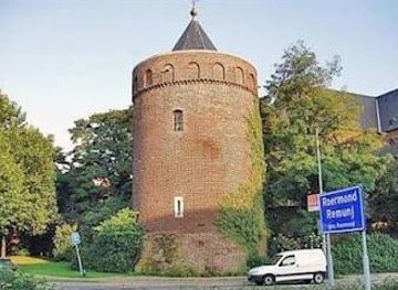 germany/aachen/landmark/rattentoren