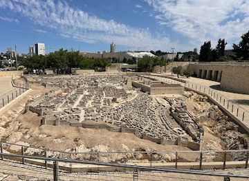 israel/judea/landmark/shrine-of-the-book