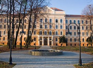 romania/bihor/landmark/tarii-crisurilor-museum