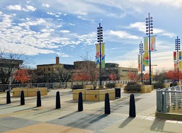 iowa/waterloo/landmark/riverloop-amphitheatre-expo-plaza