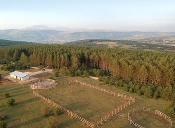 bosnia-and-herzegovina/livno-canton/landmark/livno-horse-riding-konjicki-klub-livno