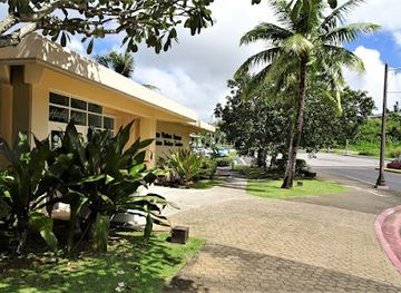 guam/cocos-island/landmark/guam-visitors-bureau