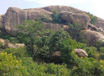 uganda/masaka/landmark/nyero-rock-paintings