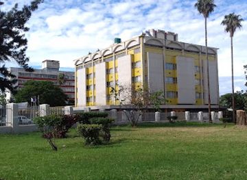 zimbabwe/midlands/landmark/hotel-redcliff