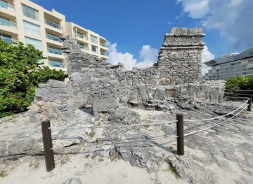 mexico/cancun/landmark/templo-del-alacran
