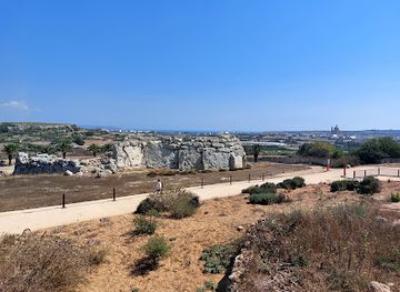 malta/dwejra-area/landmark/ggantija-temples-entrance