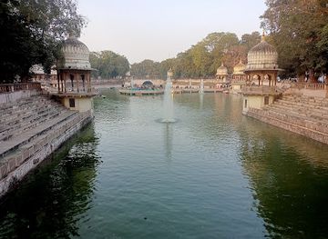 india/gwalior/landmark/baijataal