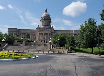 kentucky/frankfort/landmark/kentucky-state-capitol-museum