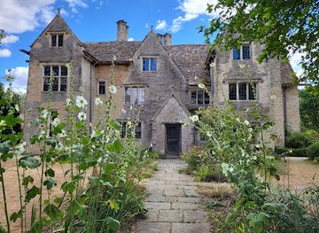 united-kingdom/gloucestershire/landmark/kelmscott-manor