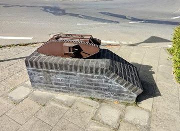 belgium/bruges/landmark/tank-memorial-ypres-salient-te-poelkapelle