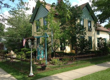 wisconsin/lake-geneva/landmark/t-c-smith-historic-inn-bed-breakfast