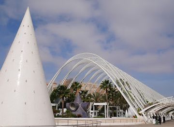 spain/valencian-community/landmark/jardin-del-turia