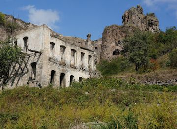 armenia/goris/landmark/khndzoresk-swinging-bridge