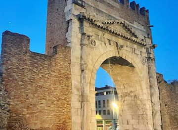 italy/rimini/landmark/arco-di-augusto