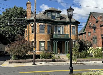 pennsylvania/western-pennsylvania/landmark/historic-welles-mansion