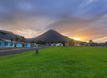 costa-rica/san-carlos/landmark/marisqueria-delcarajo