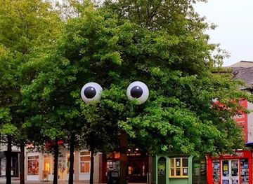 ireland/waterford/landmark/john-roberts-square