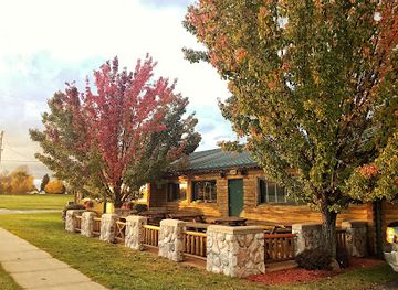 michigan/mount-pleasant/landmark/the-cabin