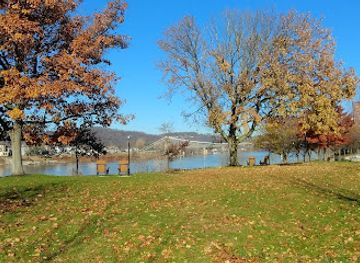 west-virginia/wheeling/landmark/wheeling-artisan-center-shop